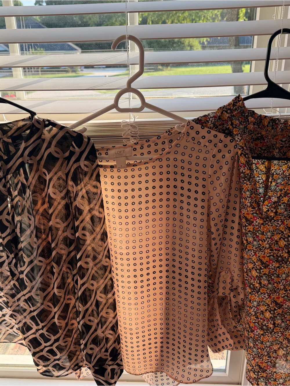 Women’s bundle tops
